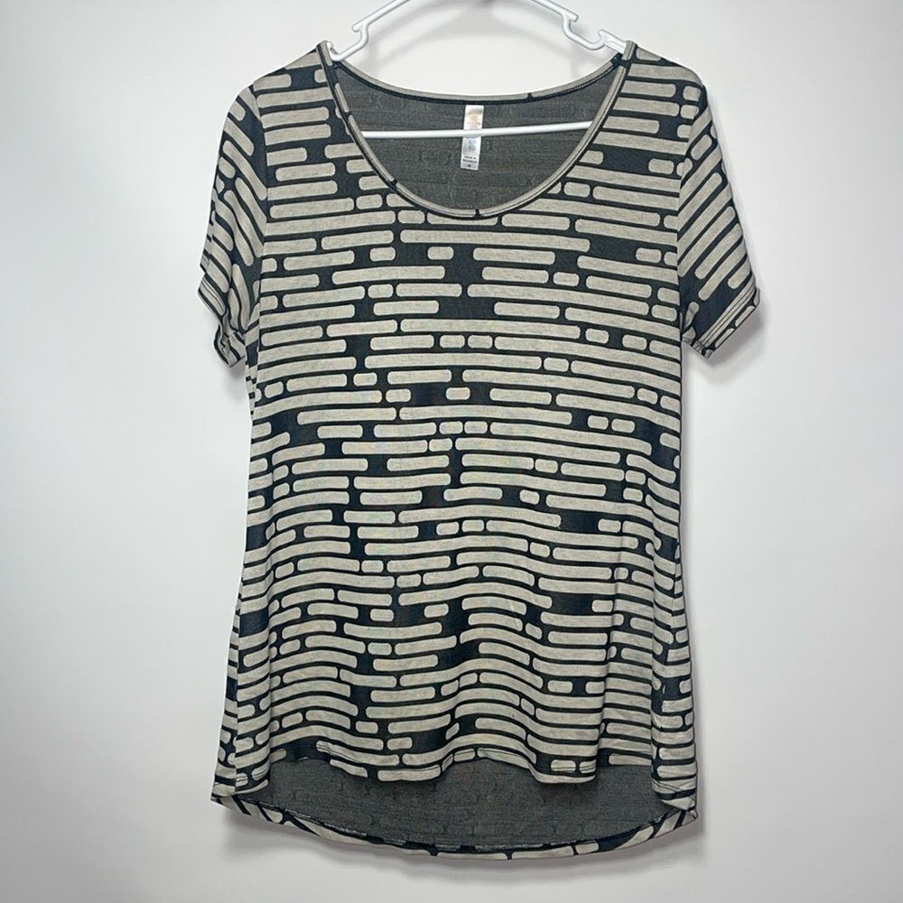 LulaRoe shirt 